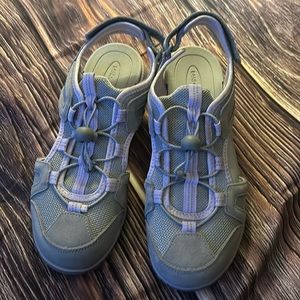 Lands End open heel tennis shoe